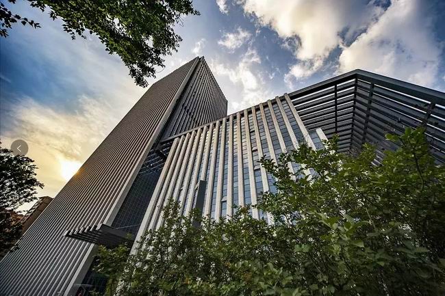 在洛阳，，，，怎样选择写字楼？？？？